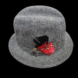 Vintage Churchill Ltd. Fedora Hat Grey Size 7 1/4 7 3/8 Feathers Made in USA